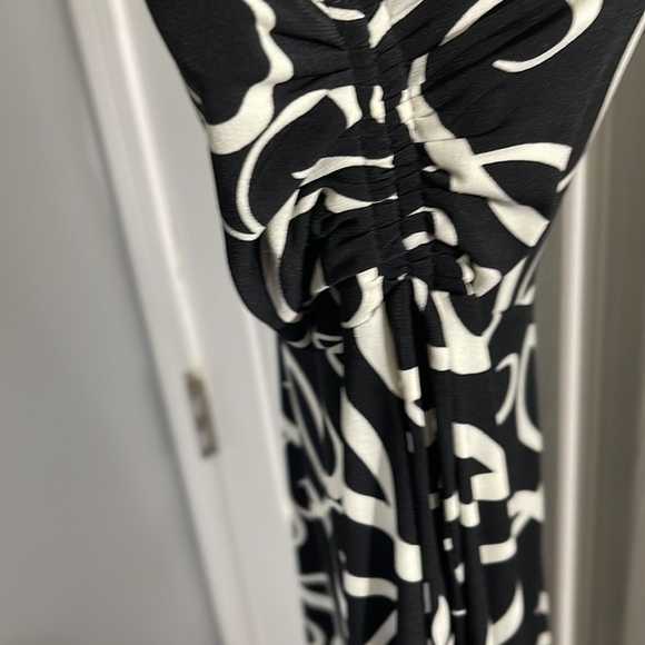 London Times women's black and white swirled dress, size 4 - Picture 9 of 10